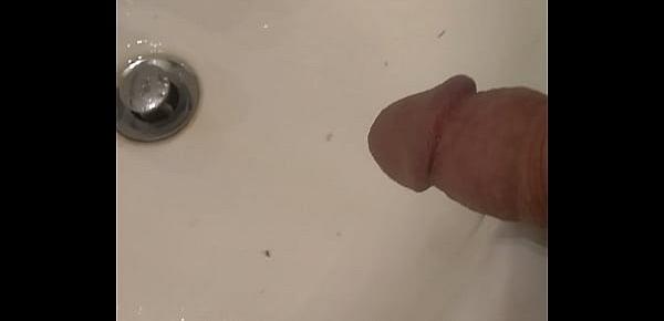  Piss in the sink with slut watching